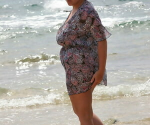 Fat mature foetus Curvy..